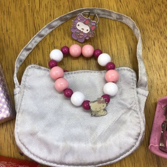Lot of “Hello Kitty” Items - Picture 6 of 9